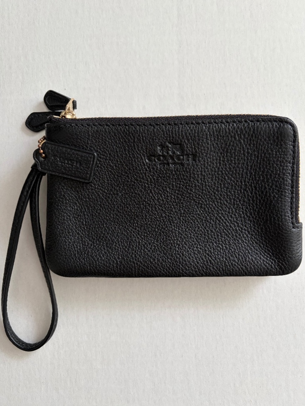 COACH Pebbled Leather Double Corner Zip Wristlet, Black